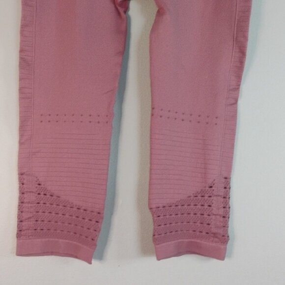 Gymshark Women's Leggings Soft Pink Athletic Active Wear Athleisure Yoga Sporty - Picture 3 of 7